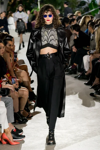 Look 26